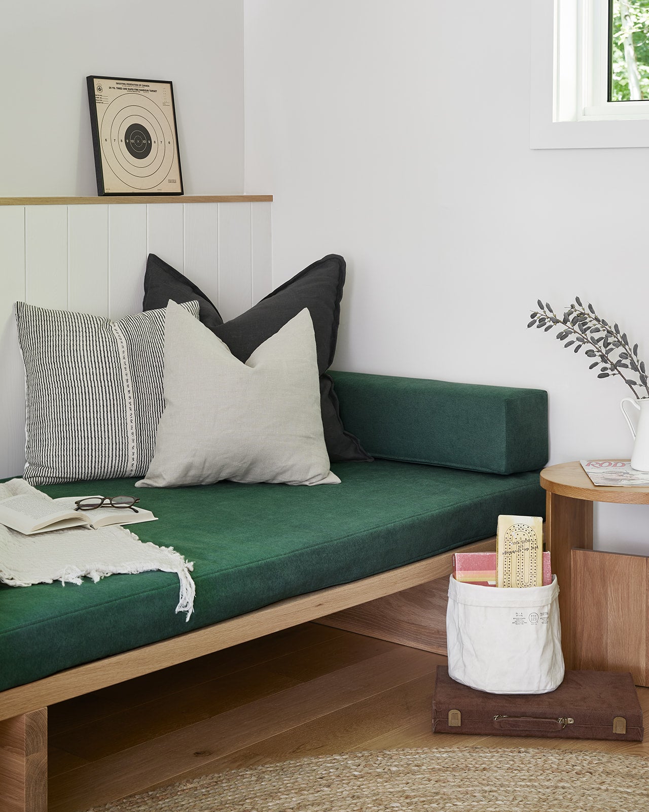 04 Inn Daybed