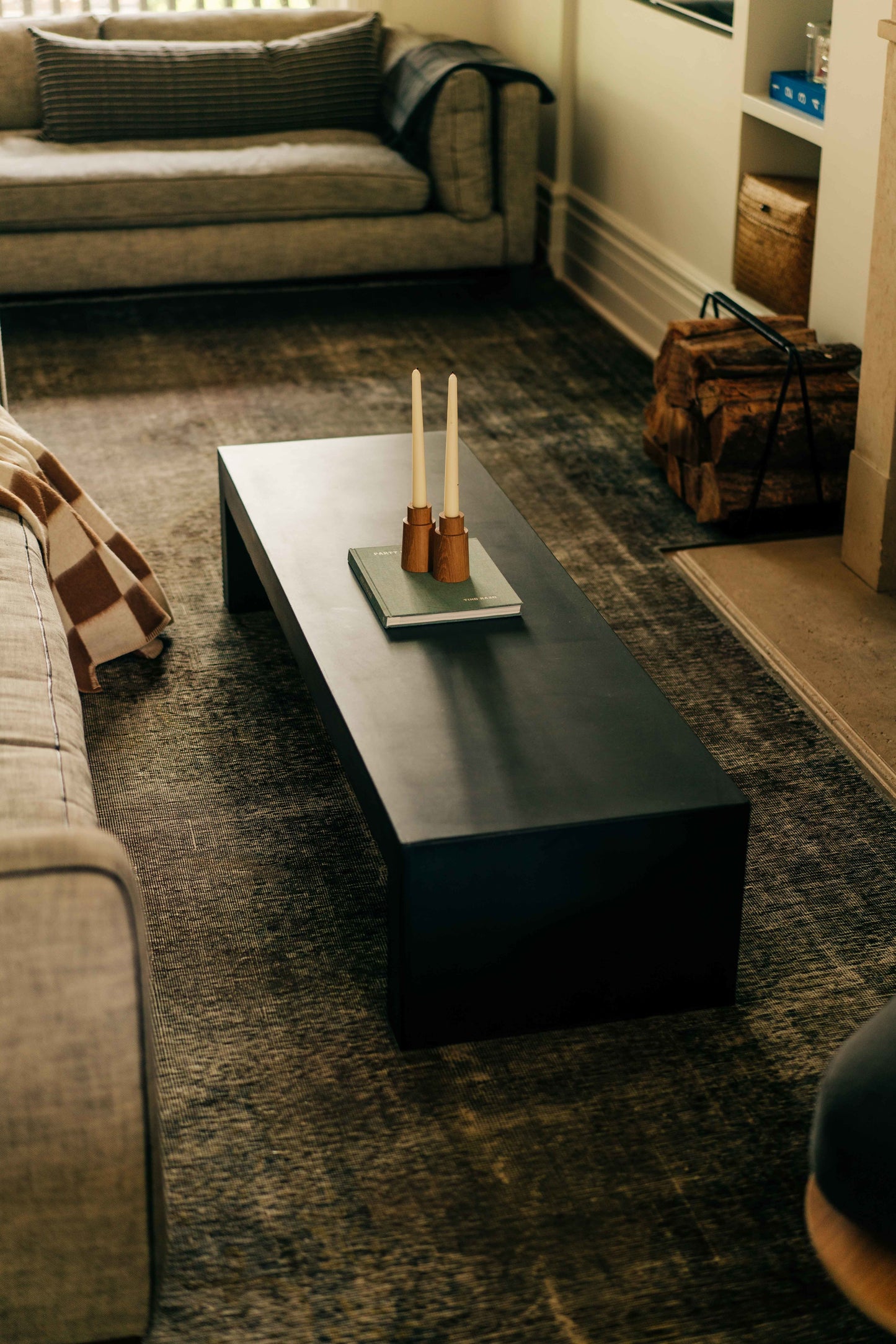 03 Mac Coffee Table