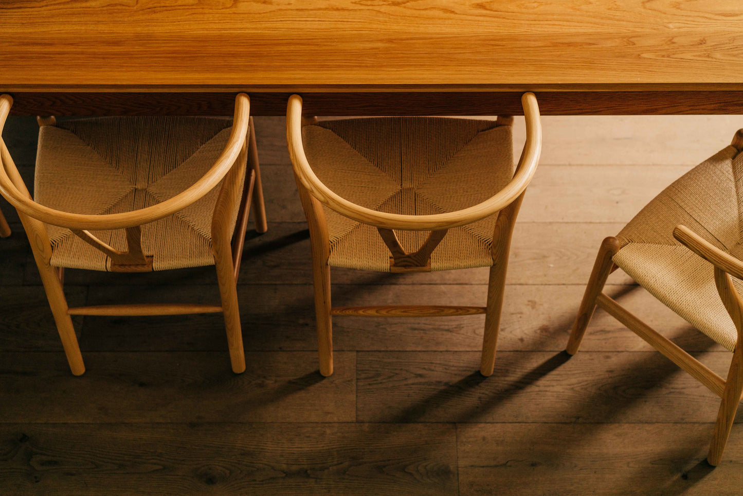 02 Pierre Dining Table