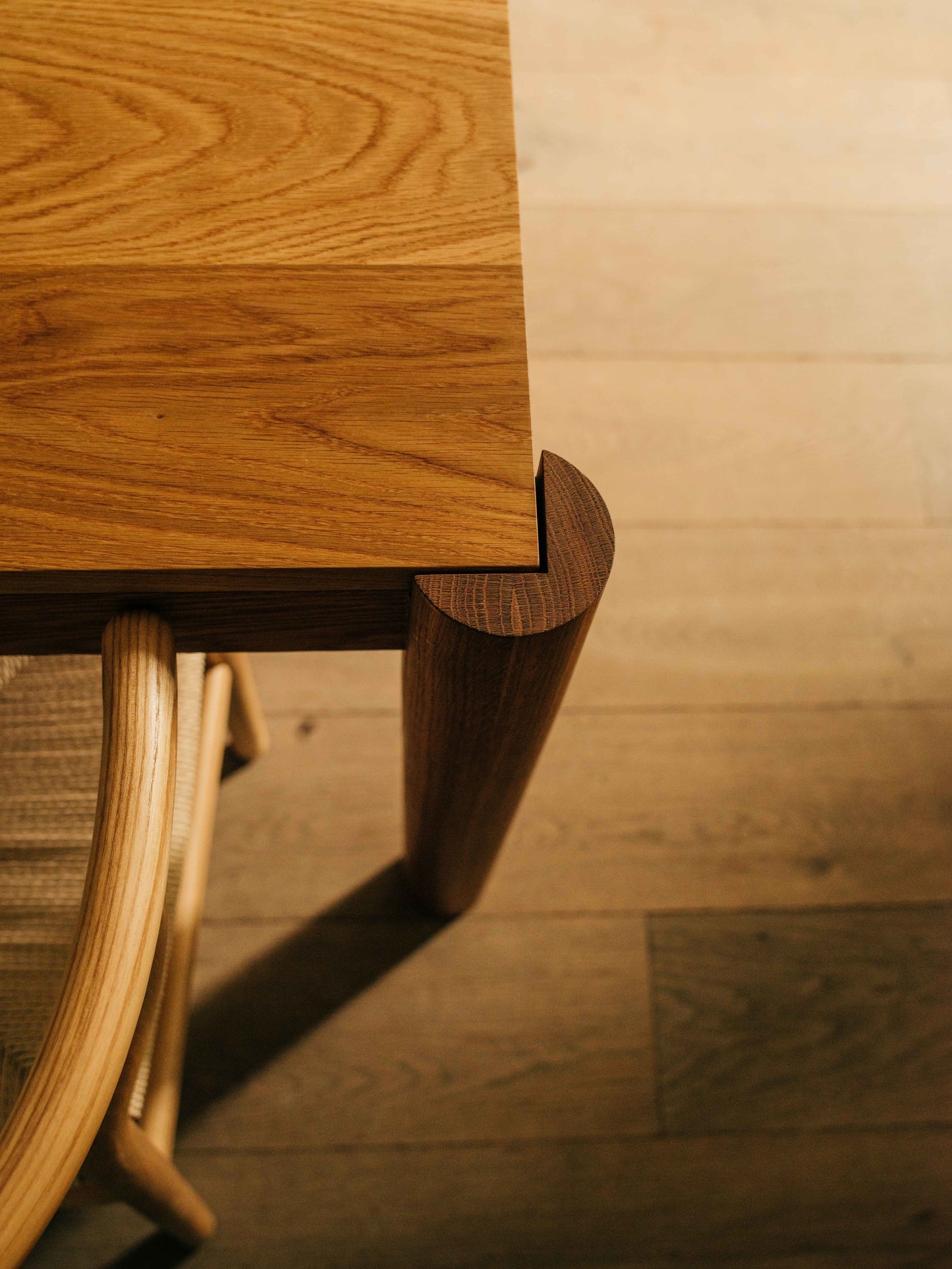 02 Pierre Dining Table